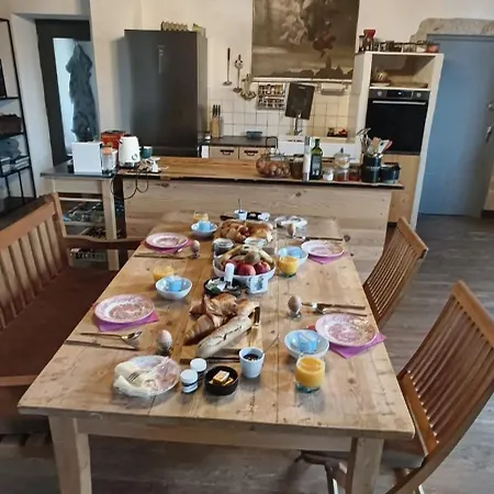 Frühstückspension Lit Et Croissants Bertignat